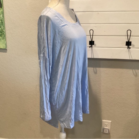 NWOT FeelGoodStore Blue Top - Picture 2 of 5